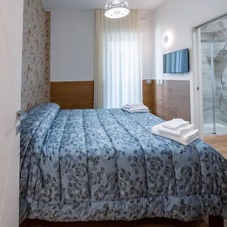 Rosamar Guest house