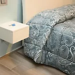 Rosamar בית הארחה 3*