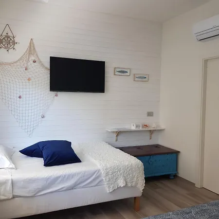 Rosamar ゲストハウス